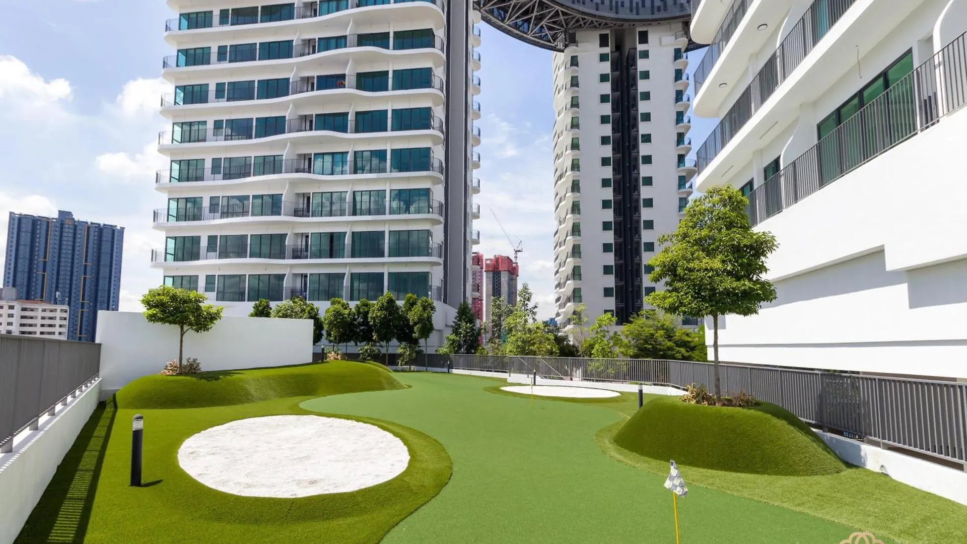 Datum Jelatek Residence, Klcc location